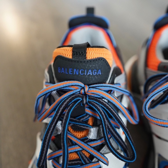 Balenciaga track sneakers - Picture 3 of 16